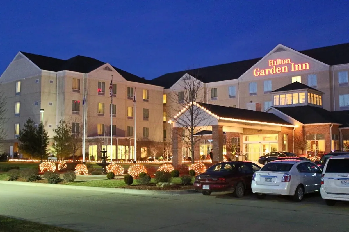Hilton Garden Inn Columbia, room with private jacuzzi, photo 4