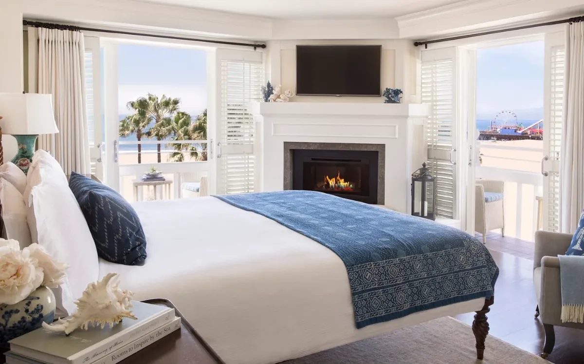 Shutters on the Beach, room with private jacuzzi, photo 2