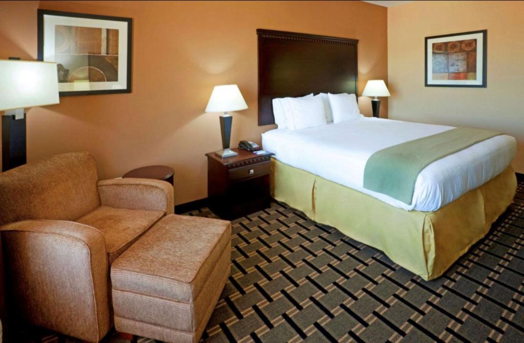 Comfort Inn & Suites Dallas Medical-Market Center 2