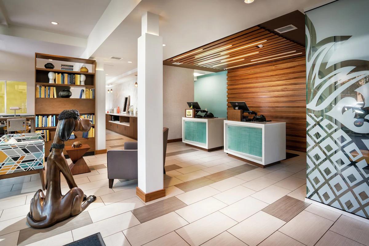 Staypineapple, Hotel Z, Gaslamp San Diego 3