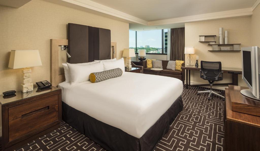 The Highland Dallas, Curio Collection by Hilton 3