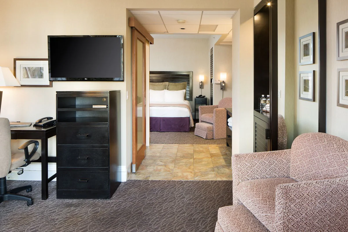 The Sofia Hotel 4