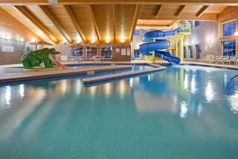 AmericInn by Wyndham Wetmore Munising 3