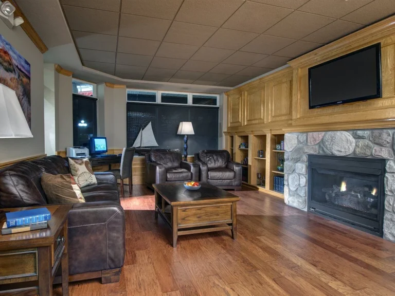 Cherry Tree Inn & Suites 3