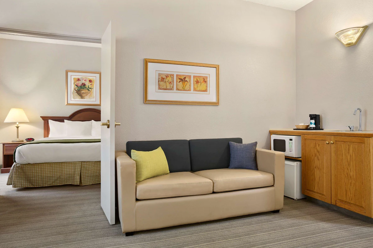 Country Inn & Suites by Radisson 2