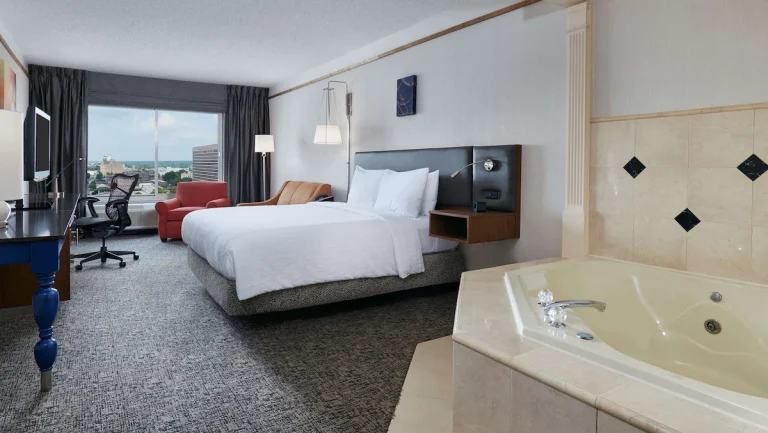 Hilton Garden Inn Charlotte Uptown