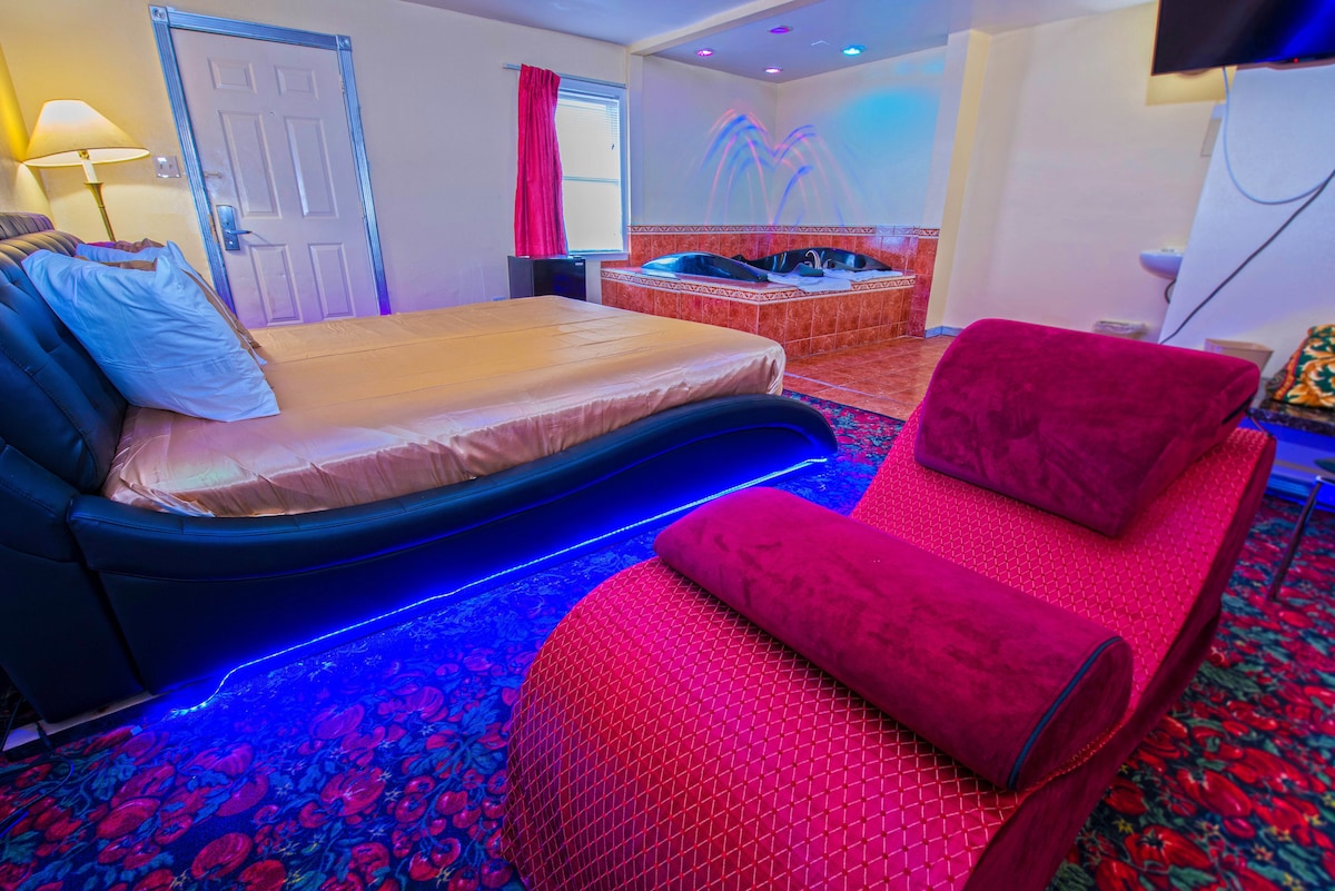 Presidential Inn & Suites 3