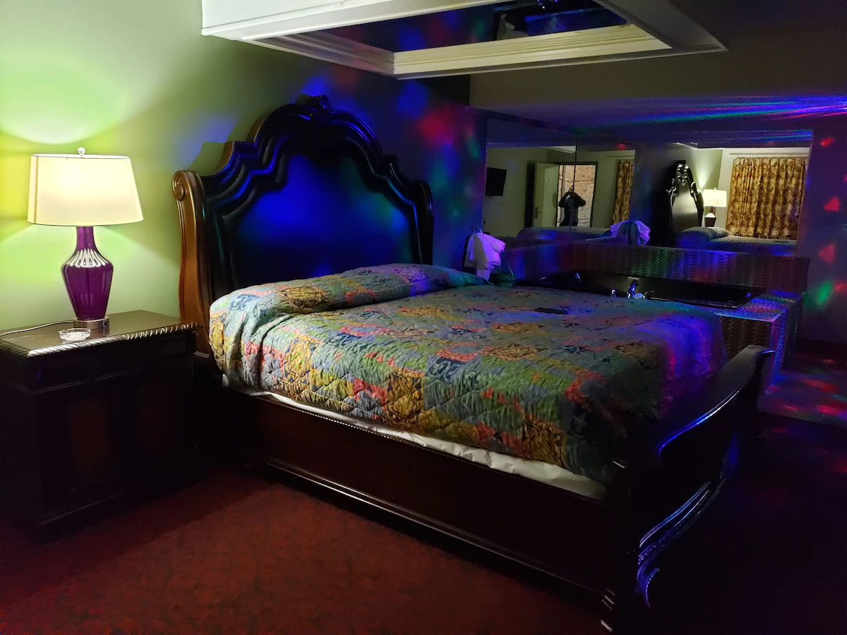 Welcome Inn & Suites 3