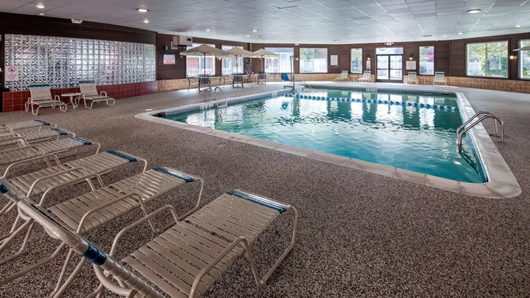 Best Western Greenfield Inn 5