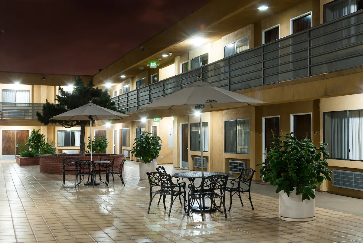 Gardena Terrace Inn 2