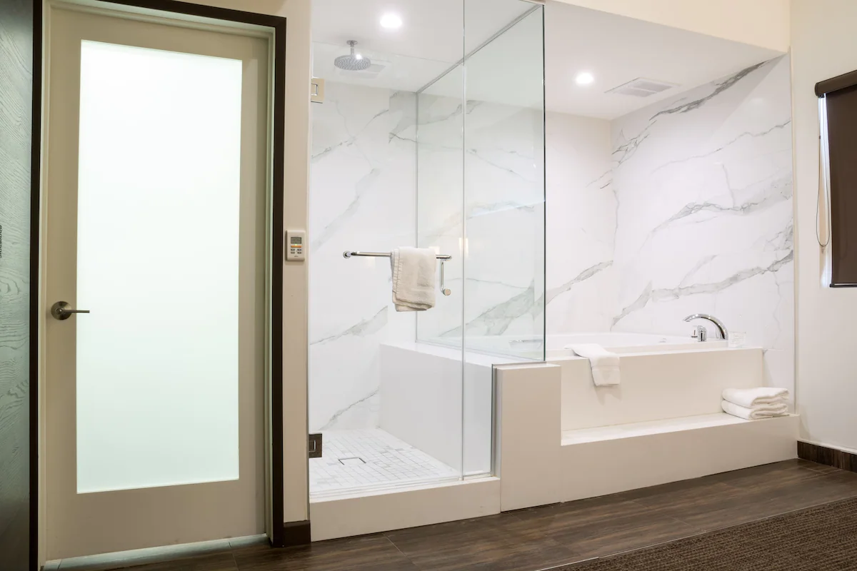 Hotel Xilo Glendale