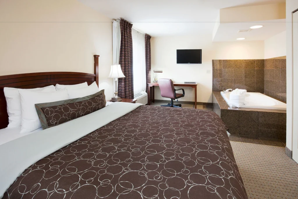Staybridge Suites Milwaukee Airport South