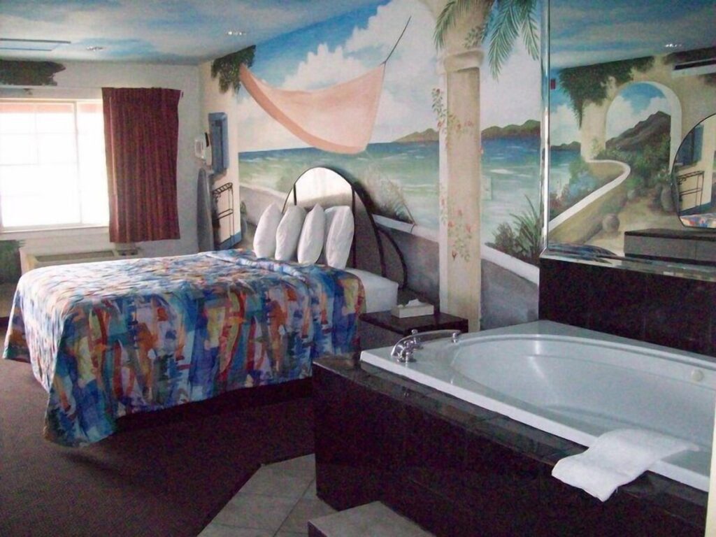 Luxury Inn and Suites Seaworld