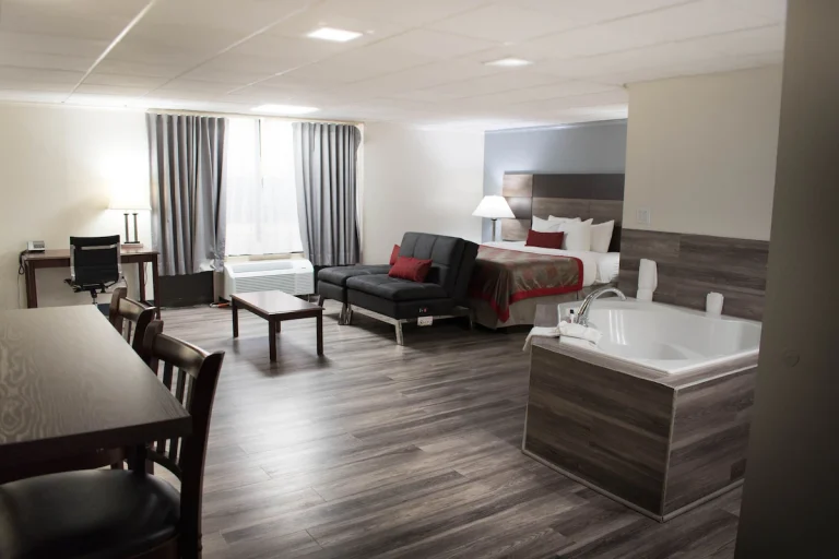 Ramada by Wyndham North Platte & Sandhills Convention Ctr
