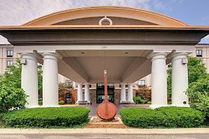 Holiday Inn Express & Suites Nashville-Opryland, an IHG Hotel