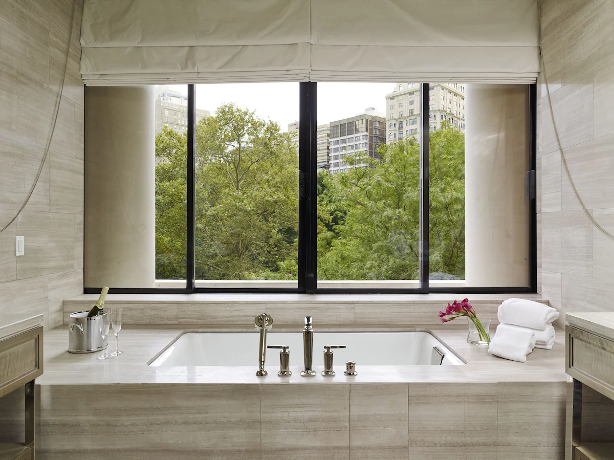 The Rittenhouse Philadelphia jacuzzi - jacuzzi hotel room