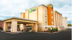 Holiday Inn Express Toledo North, an IHG Hotel