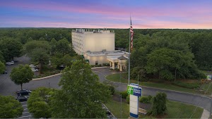 Holiday Inn Express Stony Brook-Long Island, an IHG Hotel place picture
