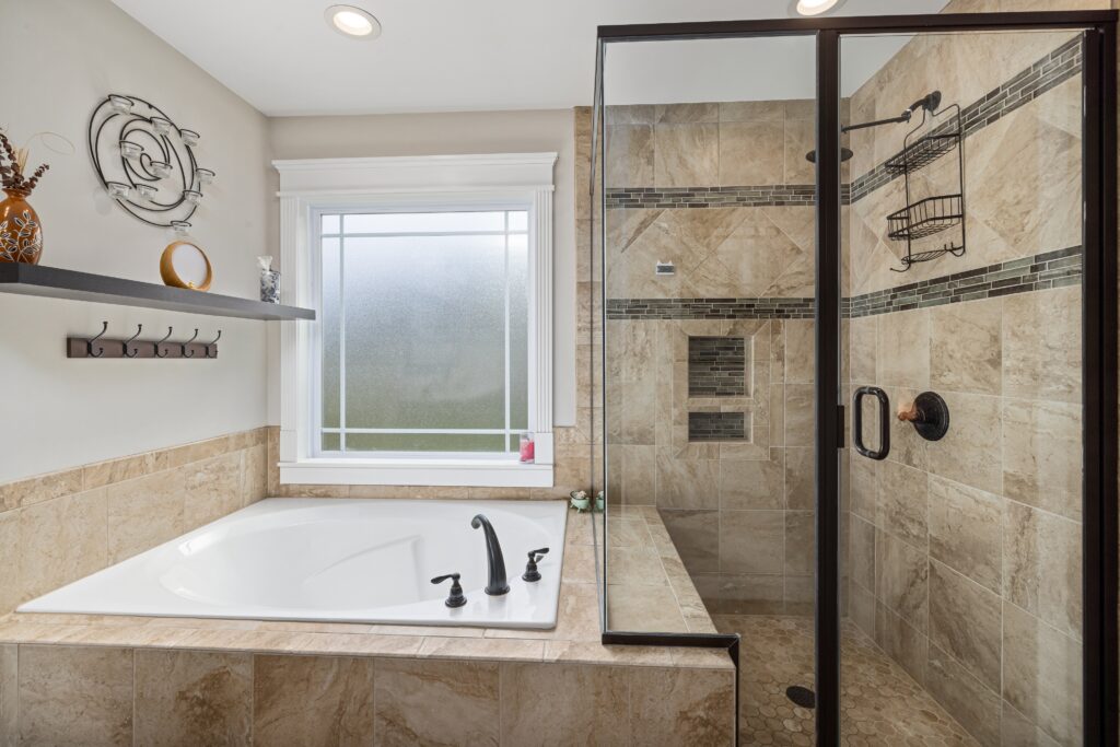 16 BEST Hotels with HOT TUB in Room in Jacksonville, FL ️