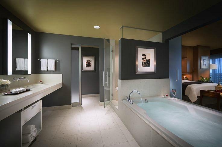 Jacuzzi Room - Picture of Park Town Hotel, Saskatoon - Tripadvisor