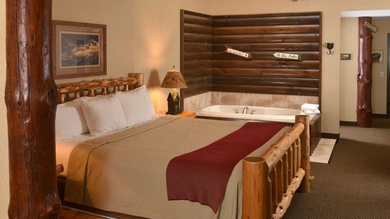 Stoney Creek Hotel Des Moines Johnston - jacuzzi hotel room