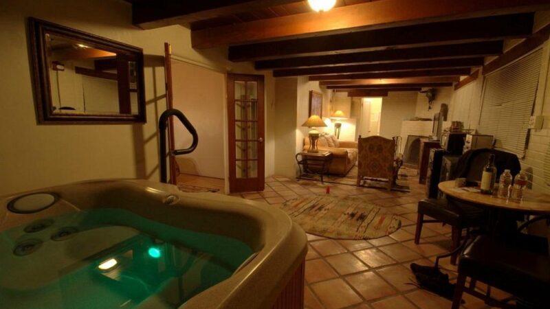 Casas de Suenos Old Town Historic Inn - jacuzzi hotel room