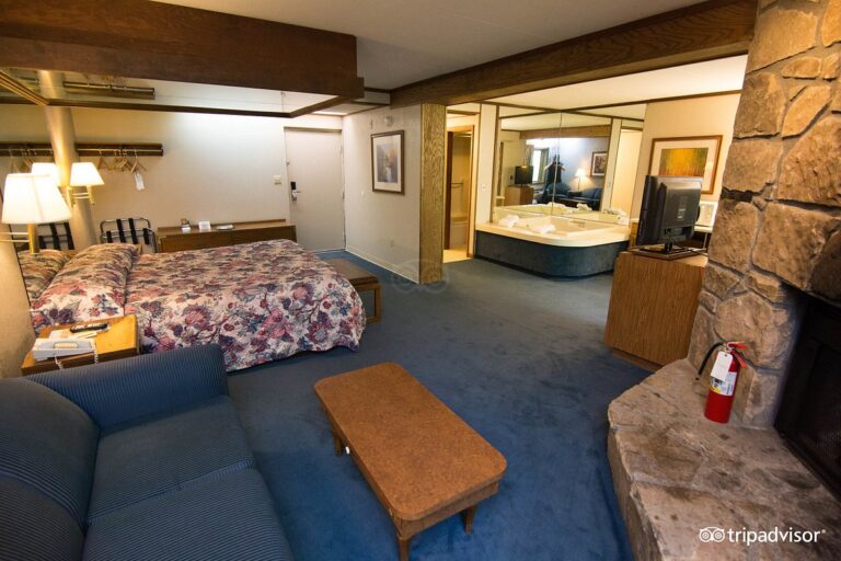 Sidney James Mountain Lodge