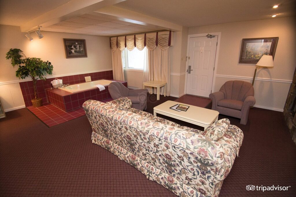 Zoder’s Inn & Suites