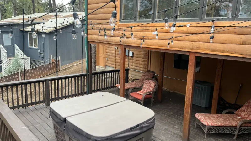 Casa Bonita, cabin with a private hot tub