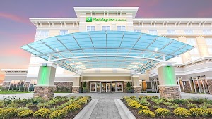 Holiday Inn & Suites East Peoria, an IHG Hotel