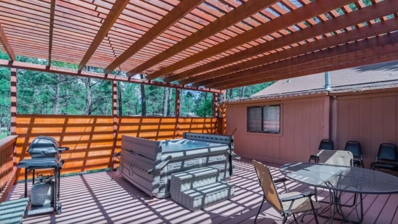 Deer Meadows, cabin with a private hot tub