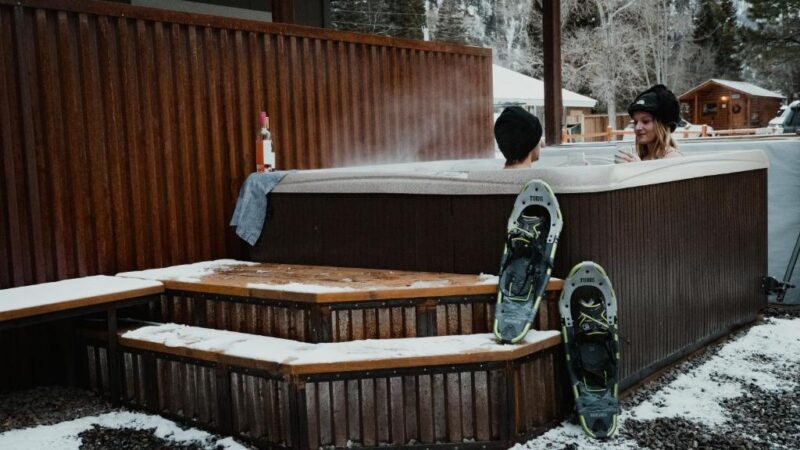 Ouray Riverside Resort – Inn & Cabins, cabin with a private hot tub, photo 1