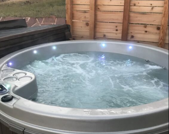 Perfect Get Away, Mountain Views, cabin with a private hot tub, photo 1