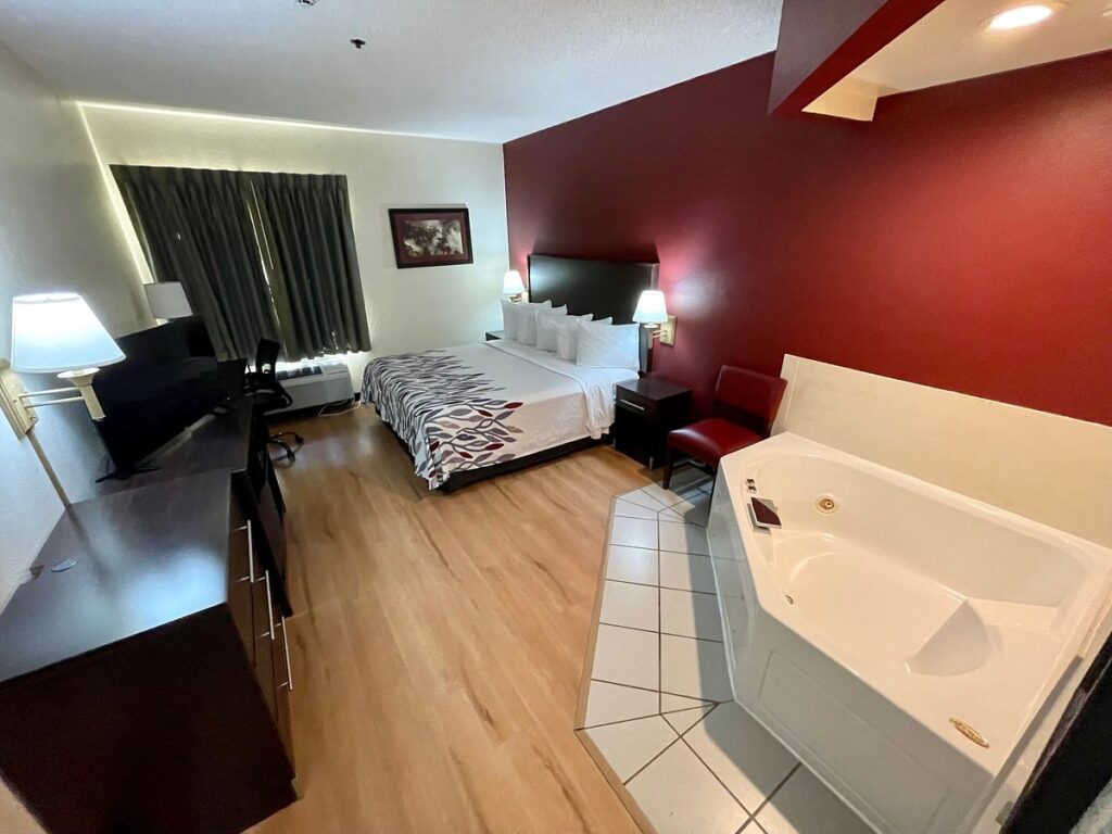 Red Roof Inn Clyde