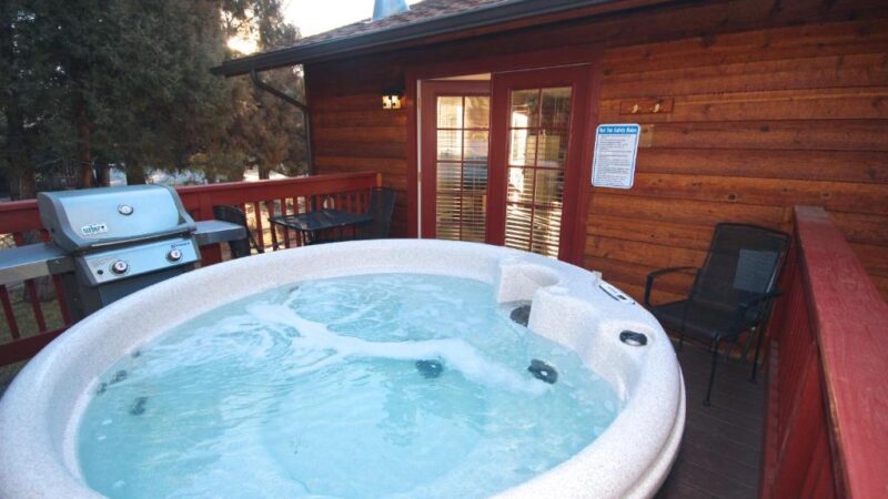 Streamside on Fall River, cabin with a private hot tub, photo 1