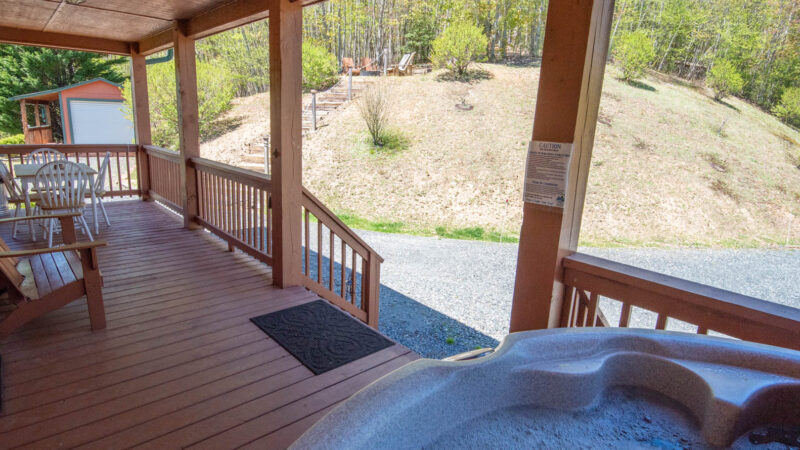 APP State of Mind, cabin with a private hot tub