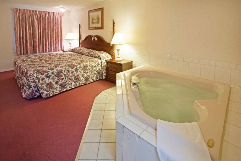 Americas Best Value Inn Lansing