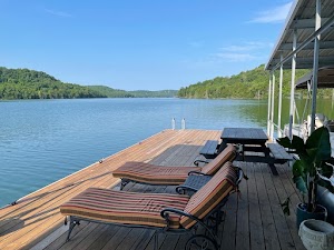 Beaver Lakefront Cabins