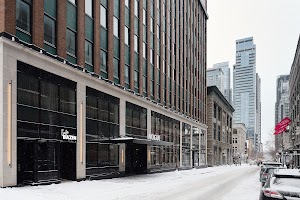 Vogue Hotel Montreal Downtown, Curio Collection by Hilton