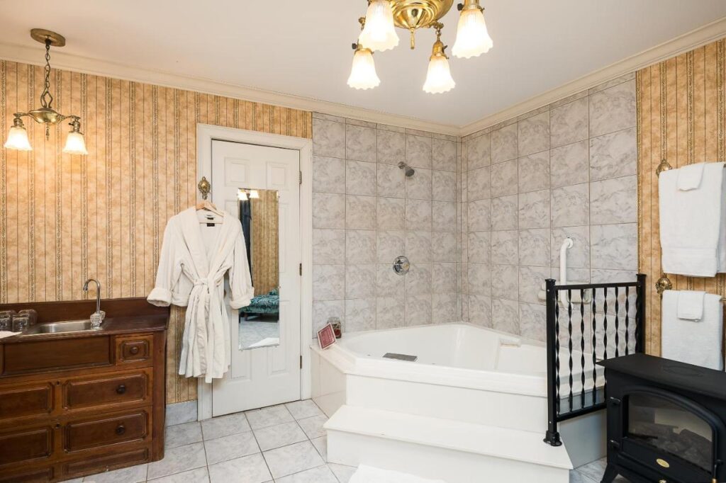 Montgomery Inn BnB