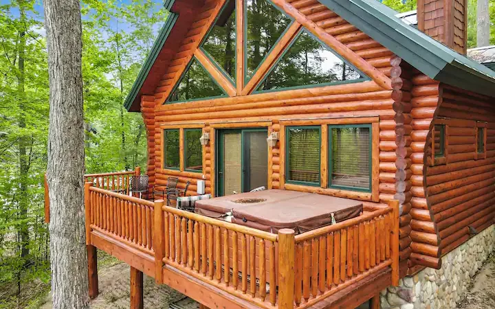 Mountain Cabin, cabin with a private hot tub, photo 1