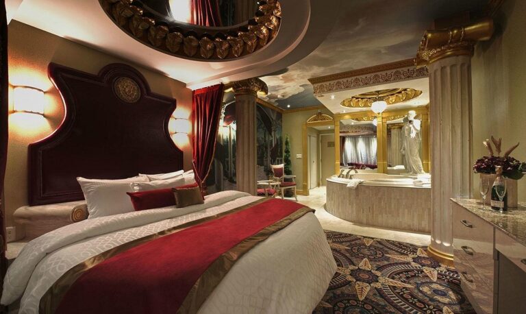 Fantasyland Hotel
