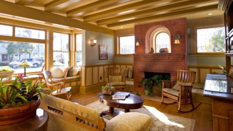 1906 Lodge
