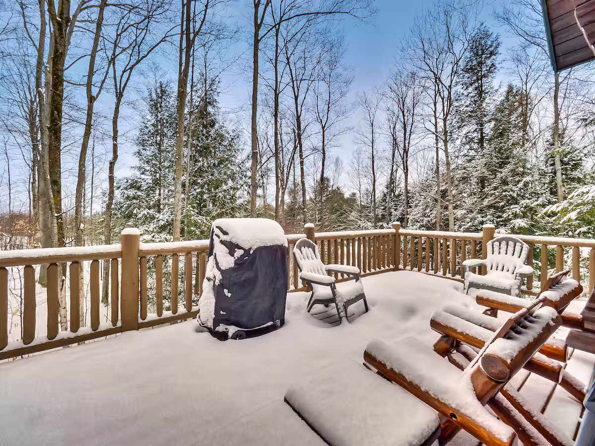 801 Mountain Cabin, cabin with a private hot tub, photo 8