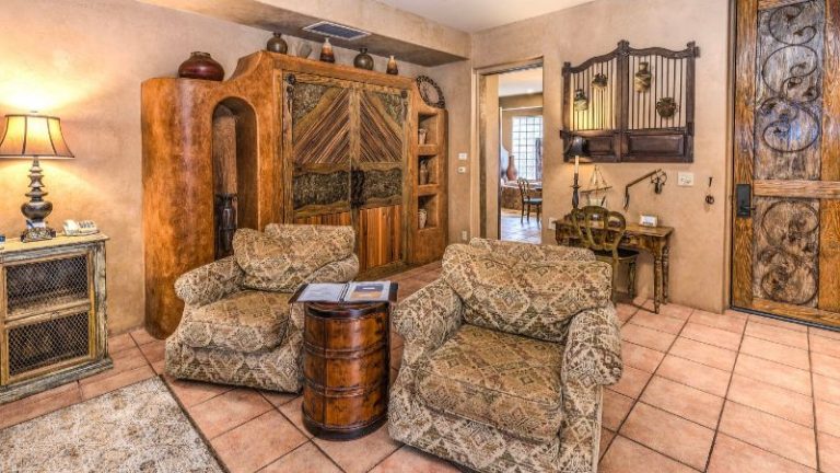 Adobe Grand Villas