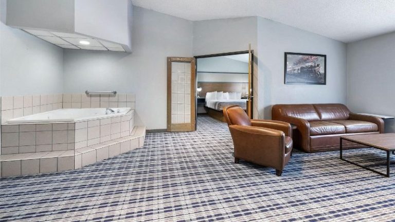 AmericInn by Wyndham Aberdeen Event Center