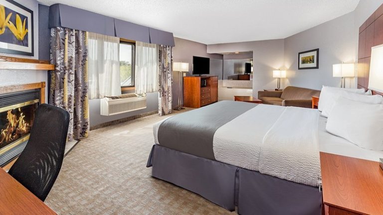 AmericInn by Wyndham Ankeny/Des Moines