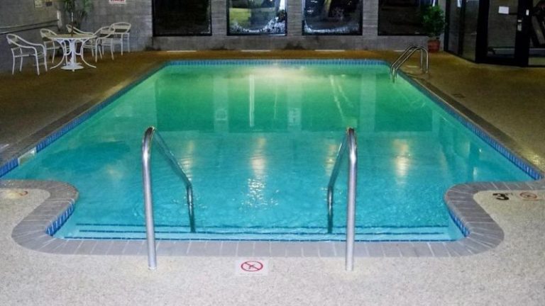 Red Lion Inn & Suites Grimes