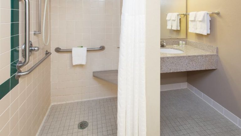 AmericInn by Wyndham Hartford SD