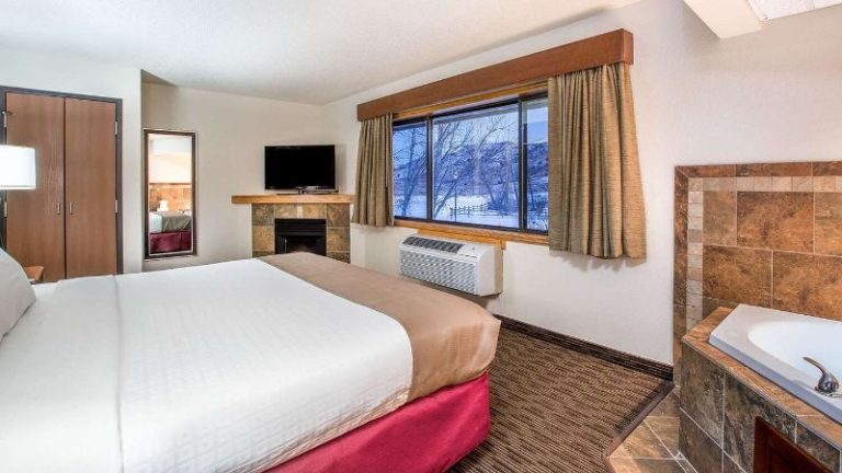 AmericInn by Wyndham Medora
